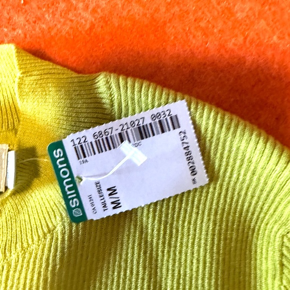 Minimalist chartreuse ribbed elbow-length sleeve high neck sweater NWT - Picture 4 of 9